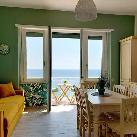 Una Finestra Sul Mare Home 2 Bergeggi Eksteriør bilde