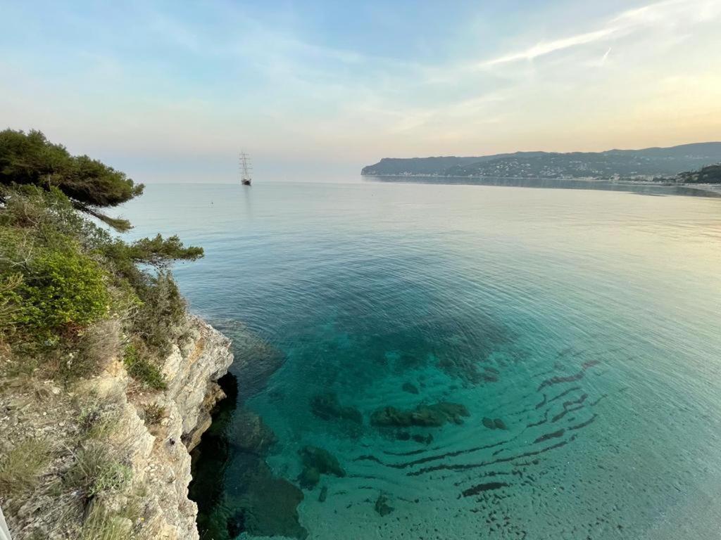 Una Finestra Sul Mare Home 2 Bergeggi Eksteriør bilde